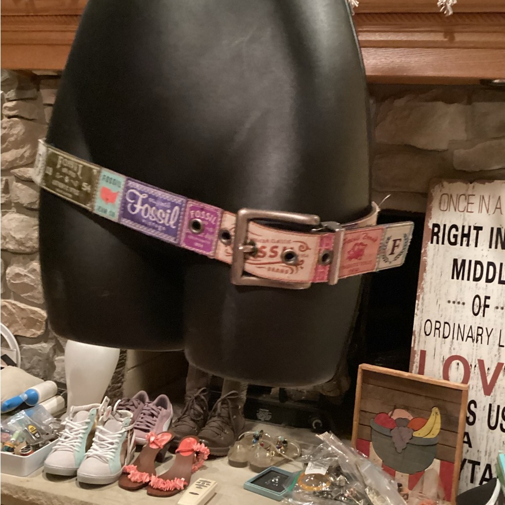 Fossil Logo Patchwork Unique Leather Belt SZ.S - Picture 5 of 16